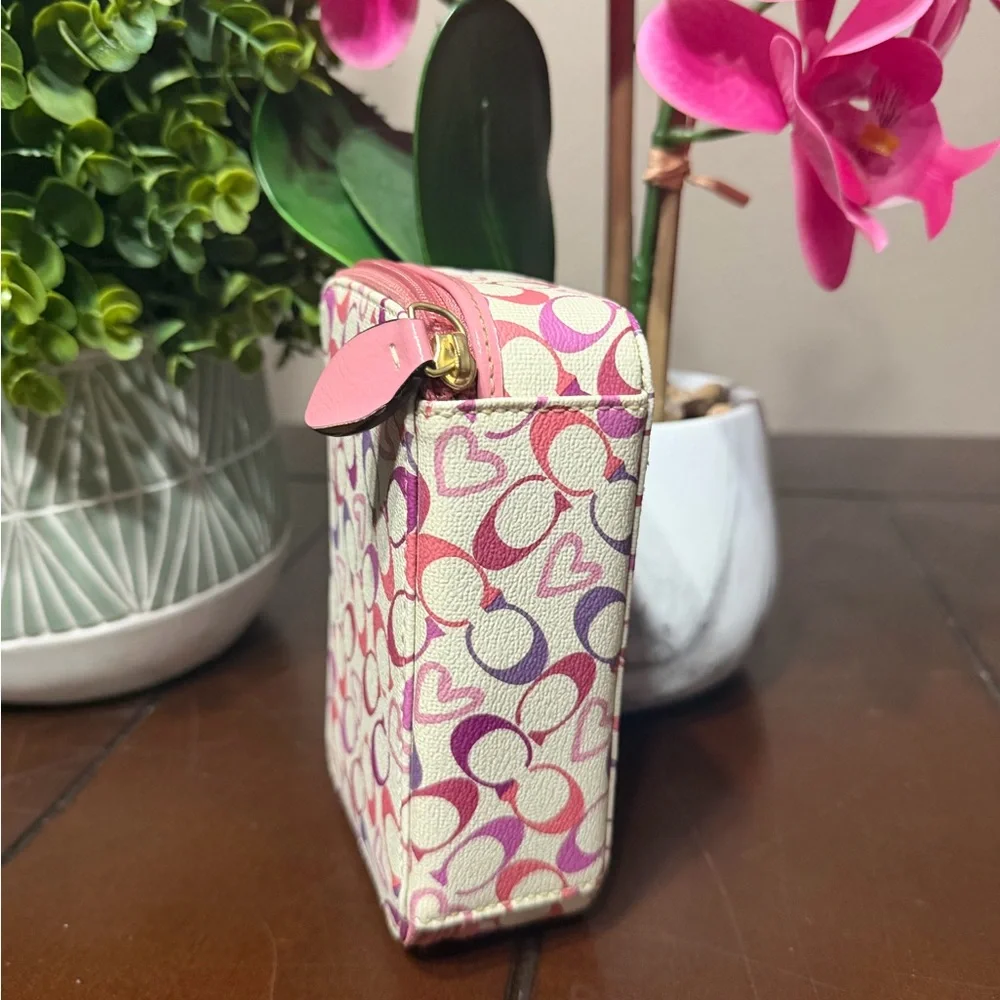 Coach Jewelry leather box - Picture 3 of 4